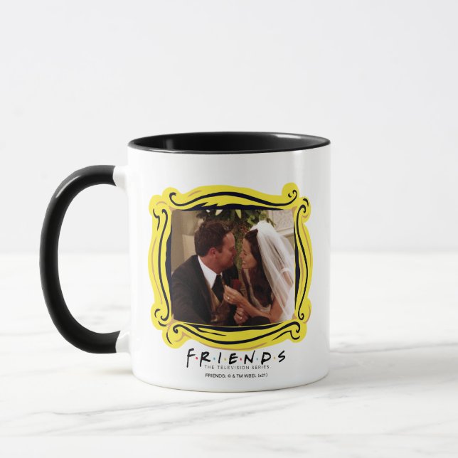 Mug AMIS™ | Chandler et Monica mariées (Gauche)