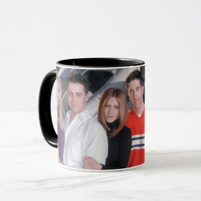 Mug AMIS™ | Couples en vêtements de rue (Devant gauche)