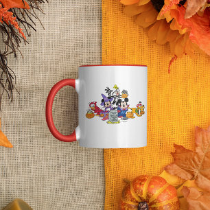 Mug Amusement d'Halloween de Mickey avec des amis