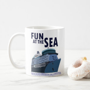 Mug Amusement Sur Le Bateau De Croisière En Mer