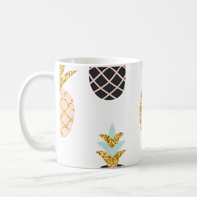 Mug Ananas avec parties scintillant or, motif créatif. (Gauche)