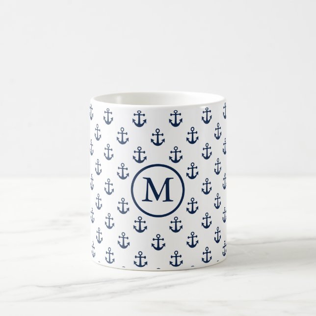 Mug Ancrage bleu marine nautique sur un arrière - plan (Centre)