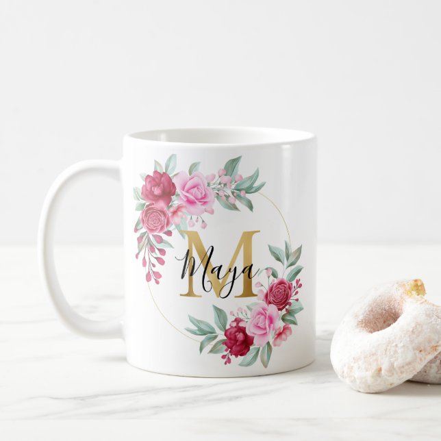 Mug Aquarelle rouge rose or Monogramme floral M (Avec donut)