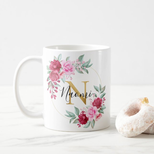 Mug Aquarelle rouge rose or Monogramme floral N (Avec donut)