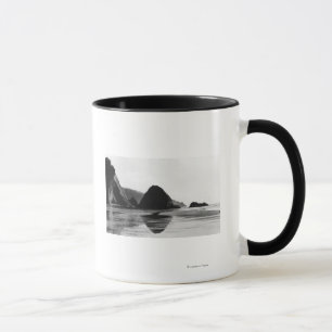 Mug Arquez le cap près de la plage de canon,