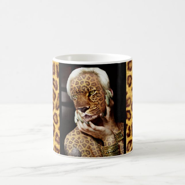 Mug Art de photo de femme de léopard (Centre)