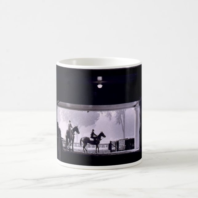 Mug Aube chez Saratoga Springs, 1963 (Centre)