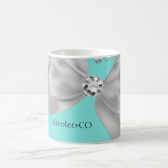 Mug Audrey Girl Moderne Bleu Gros Diamants Blancs Bow (Centre)