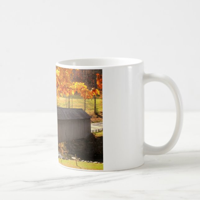 Mug Automne de pont couvert de Guilford Vermont (Droite)