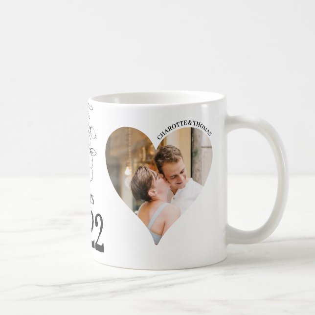 Mug avec 2 photos en forme de coeur, date, prénoms (Droite)