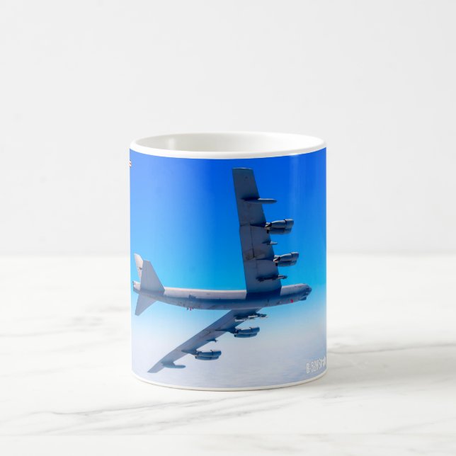 MUG B-52H STRATOFORTRESS (Centre)