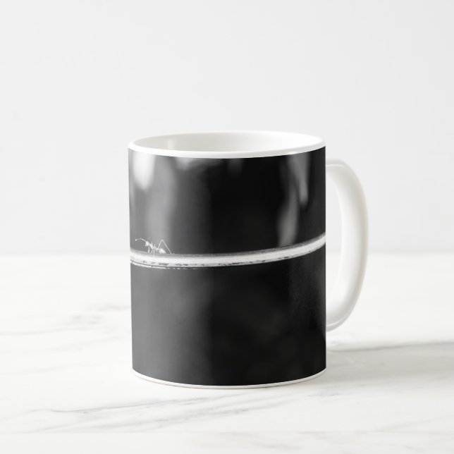 Mug B&W - Ant Weaver (Devant droit)