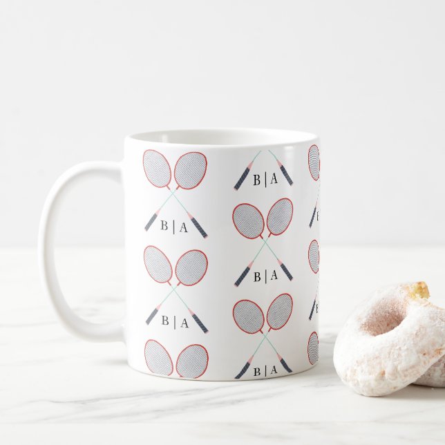 Mug Badminton de monogramme personnalisé (Avec donut)