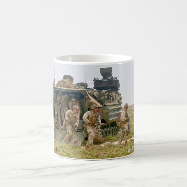 Mug BEACH ARMOR - Véhicule amphibie d'assaut (Centre)