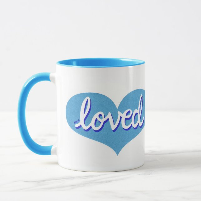 Mug BEAUCOUP AIMÉ - Coeurs d'amour bleu (Gauche)