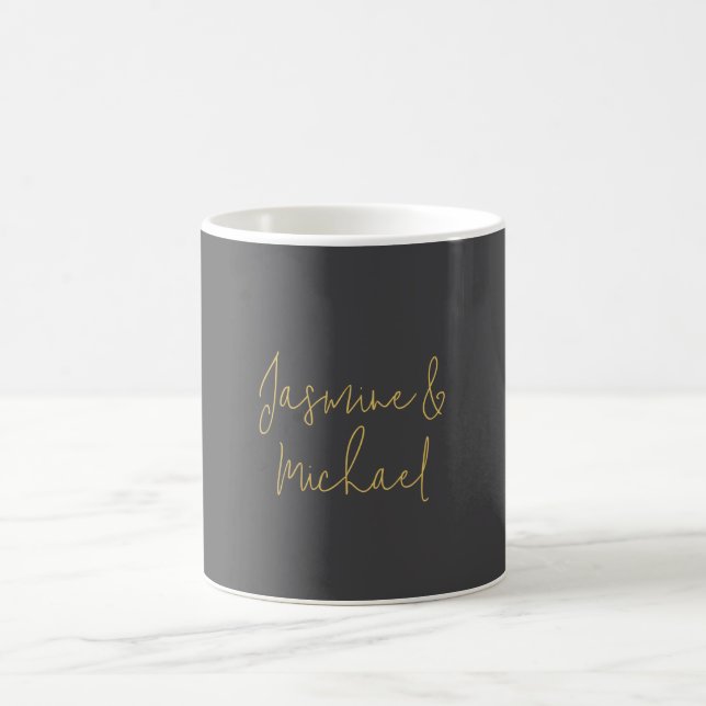 Mug Beaux Noms De Couple Calligraphie Chic Gris Et Or (Centre)