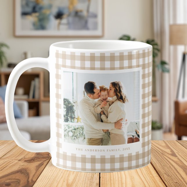 Mug Beige Gingham Custom Photo (Créateur téléchargé)