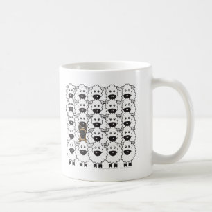 Mug Belge Malinois chez les moutons