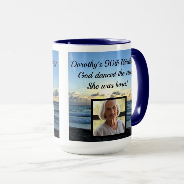 MUG BELLE PHOTO PERSONNALISÉE DU 90E ANNIVERSAIRE (Devant droit)