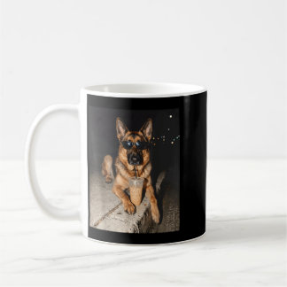 Mug Berger Allemand Buvant un Café Glacé Mème Animal