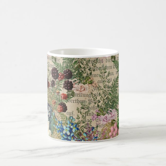 Mug Berries pourpres et Roses sur Ephemera de Newsprin (Centre)