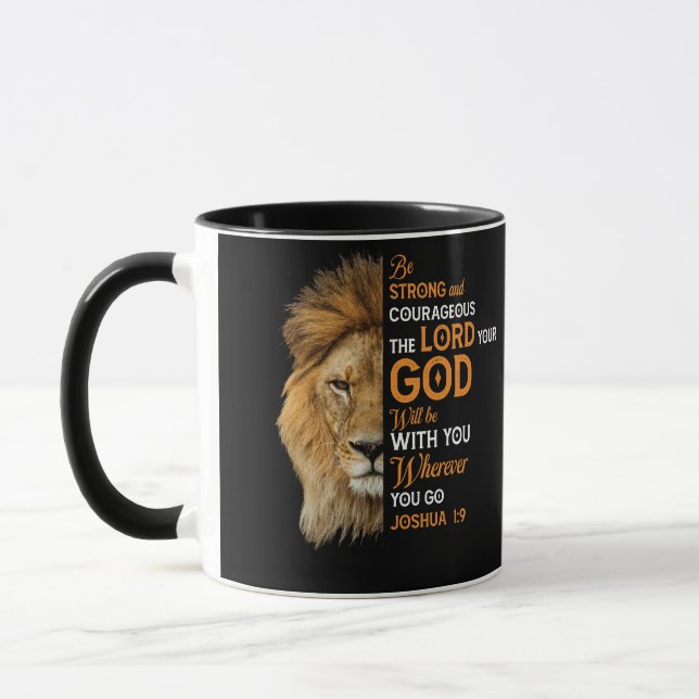 Mug Bible chrétienne contre Joshua 1 9 Lion Faith (Gauche)