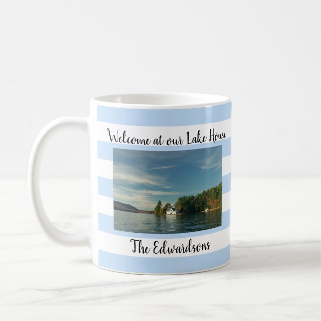 Mug Bienvenue dans votre maison de lac photo de nom de (Gauche)