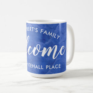 Mug Bienvenue de la famille en bleu marine moderne