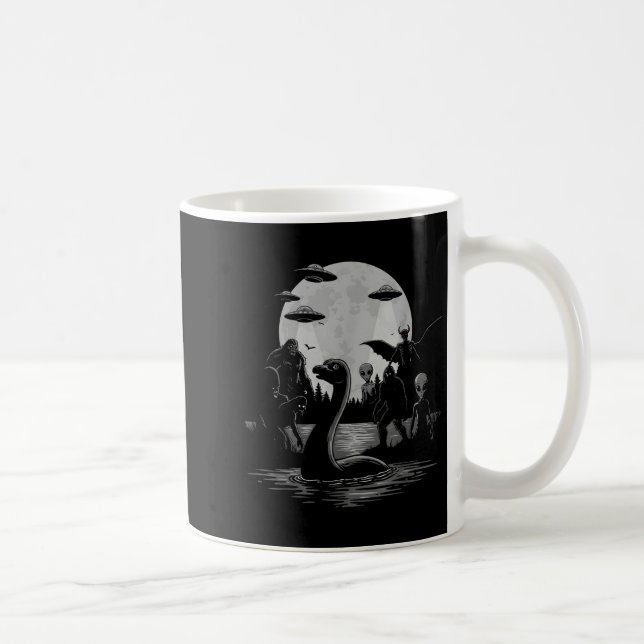 Mug Bigfoot Ufo Loch Ness Monster Mothman And Aliens!  (Droite)
