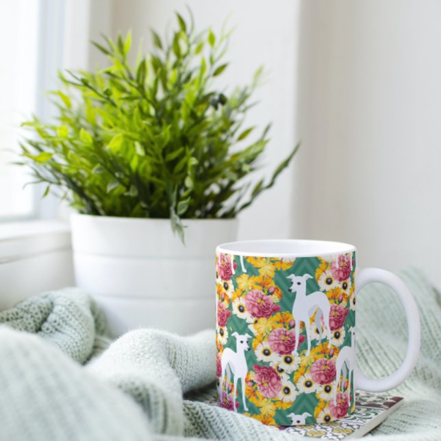 Mug Blanc italien Greyhounds avec fleurs (Créateur téléchargé)