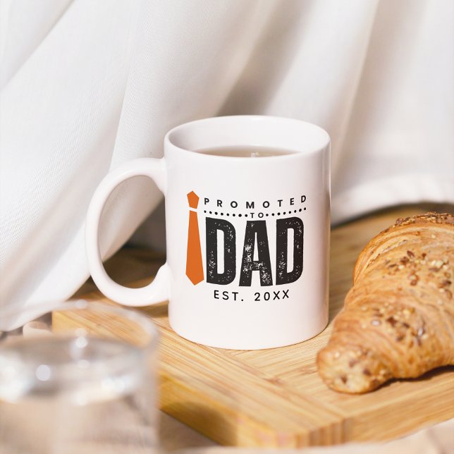 Mug Blanc Promu À Papa Nouveau Fête des pères Papa Cit (Créateur téléchargé)