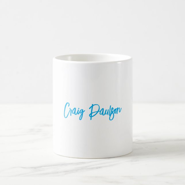 Mug Bleu Blanc Votre Nom Calligraphie Unique Minimalis (Centre)