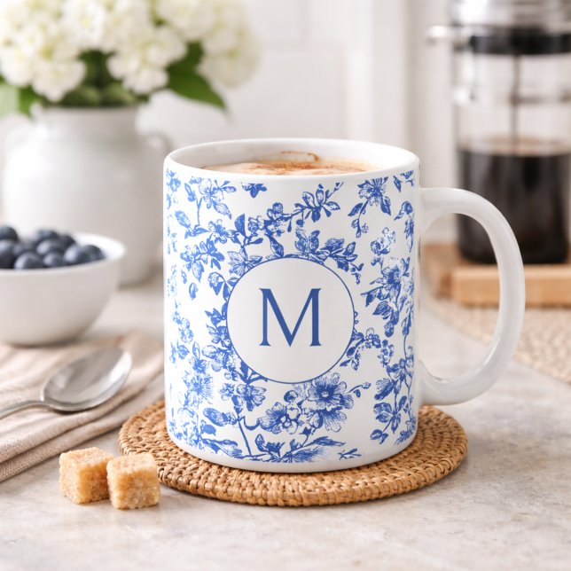 Mug Blue Country Floral Monogram  (Créateur téléchargé)