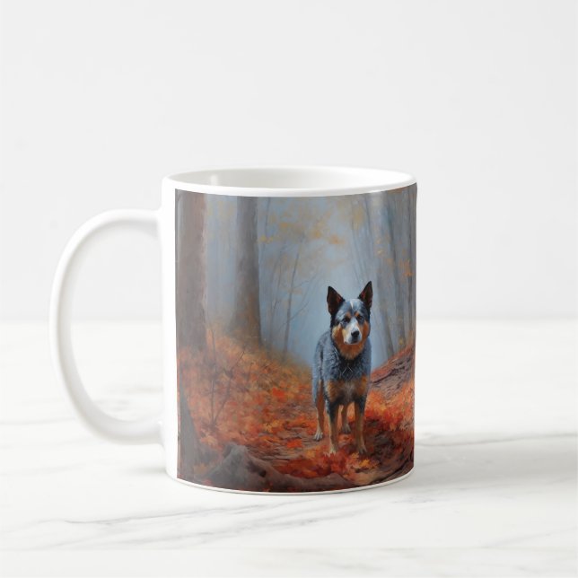 Mug Blue Heeler dans les feuilles d'automne automne au (Gauche)