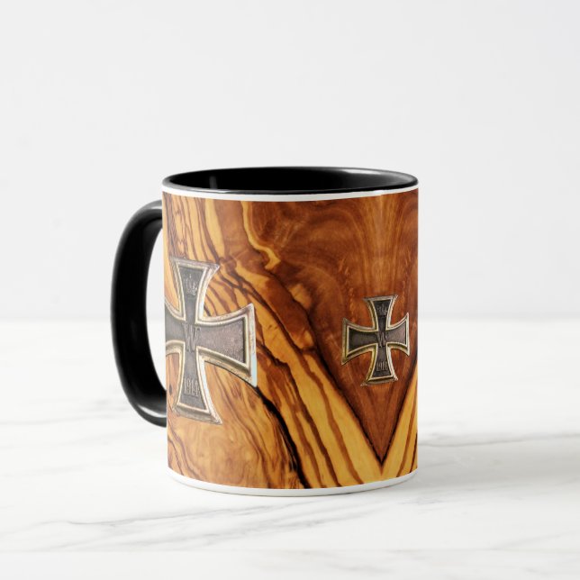 Mug Bois olive, finition du bois de noeud avec la (Devant gauche)