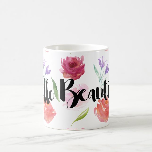 Mug Bonjour floral d'aquarelle de roses beau (Centre)