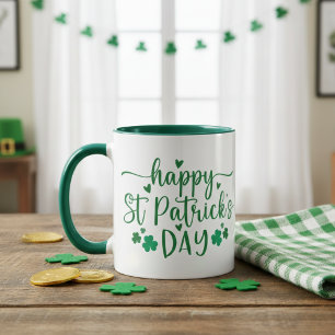 Mug Bonne St Patrick's Day Shamrocks et coeurs verts