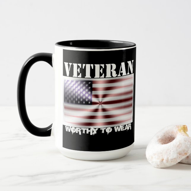 Mug Bouclier Drapeau Américain - Vétérinaire - À Porte (Avec donut)