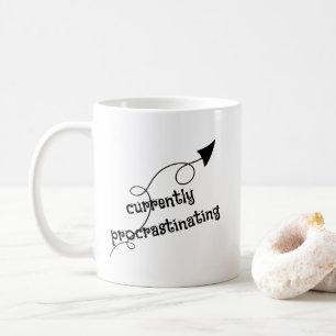 Mug Boue de flèches actuellement procrastinante