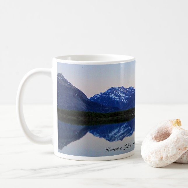 Mug Boue des lacs Waterton (Avec donut)