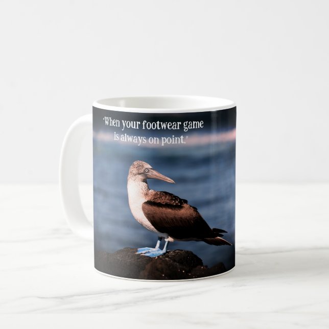 Mug Boule à pieds bleus à l'air cool (Devant gauche)