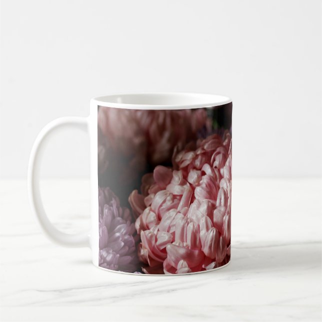 Mug Bouquet d'aster rose : éclairage baroque. (Gauche)