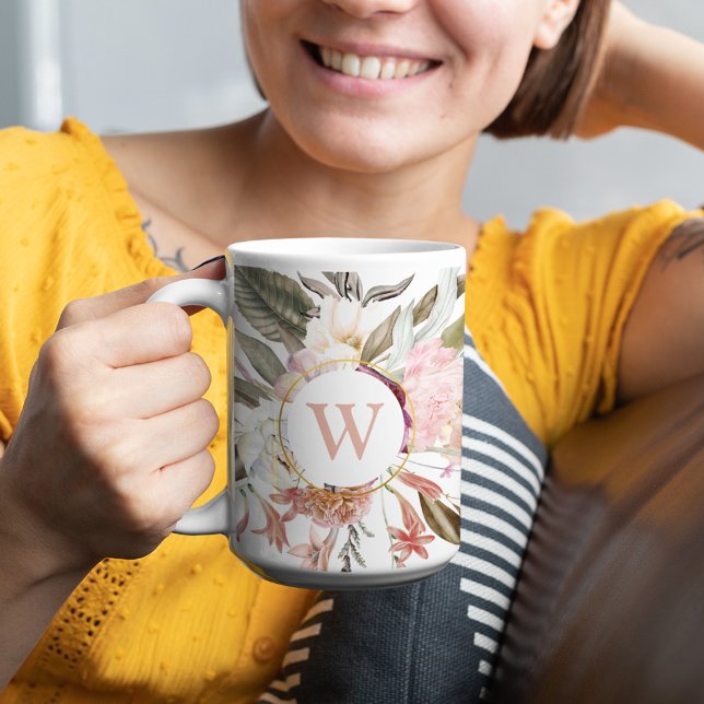 Mug Bouquet floral féminin rustique avec Monogramme (Créateur téléchargé)