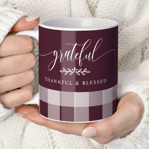 Mug Bourgogne et carreaux blancs Grateful Thankful Ble