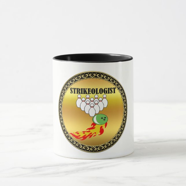 Mug Broches de quilles et boule avec le mot STRIKEOLOG (Centre)