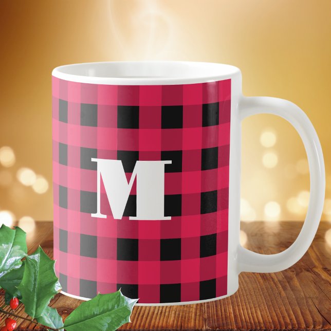 Mug Buffalo Plaid Red Black Check Monogramme Noël (A festive mug with red buffalo check pattern, with Merry Christmas one side, monogram the other side)
