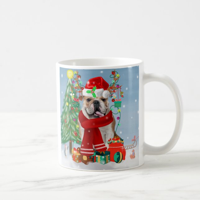 Mug Bulldog anglais en neige avec cadeaux de Noël (Droite)