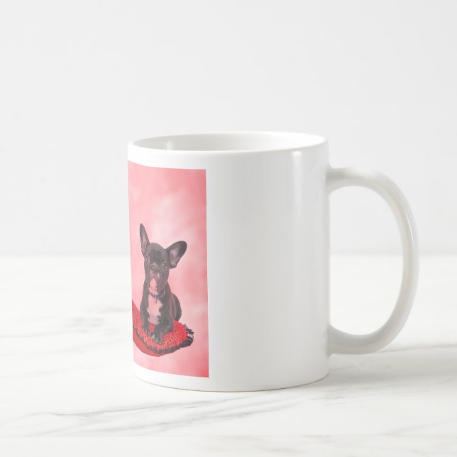 Mug Bulldog français assis sur le Coussin du coeur et  (Droite)