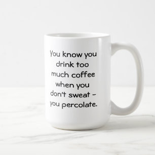 Mug buvez de trop de café et filtrez