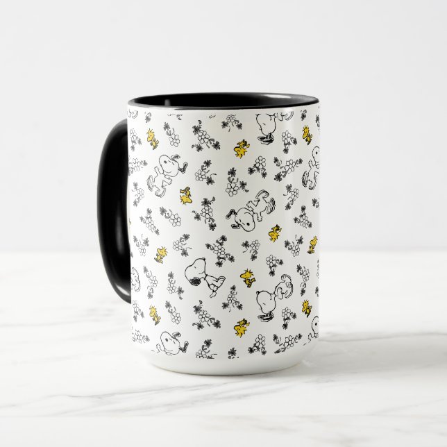 Mug cacahuètes | Snoopy & Woodstock B&W Flower Motif (Devant gauche)